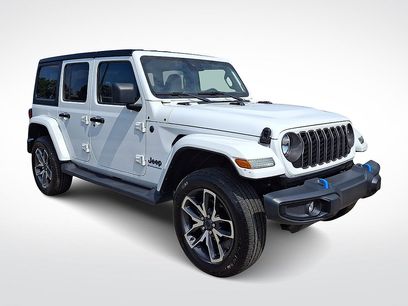 Used 2024 Jeep Wrangler Unlimited w/ Convenience Group