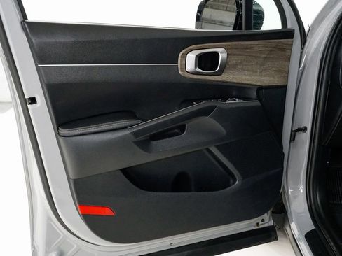 Certified 2023 Kia Sorento X-Line EX image 7