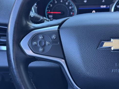 Certified 2023 Chevrolet Traverse LT w/ Rear Camera Mirror Package image 28