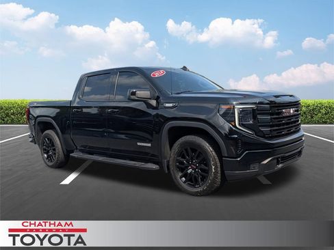 Used 2024 GMC Sierra 1500 Elevation w/ X31 Off-Road Package AWD/4WD image 1