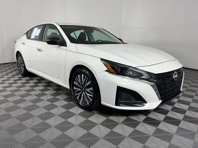 Used 2025 Nissan Altima 2.5 SV