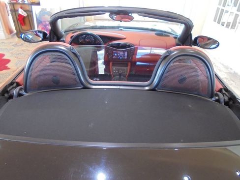 Used 1999 Porsche Boxster image 28