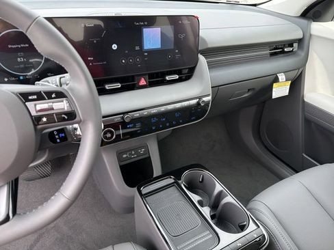 New 2026 Hyundai Ioniq 5 SEL image 27