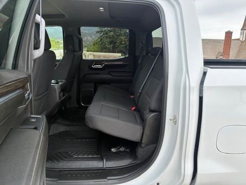 Used 2024 Chevrolet Silverado 1500 LT Trail Boss w/ Protection Package AWD/4WD image 18
