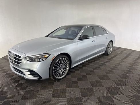 Used 2022 Mercedes-Benz S 500 4MATIC image 5