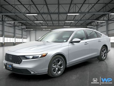 Certified 2023 Honda Accord EX image 1