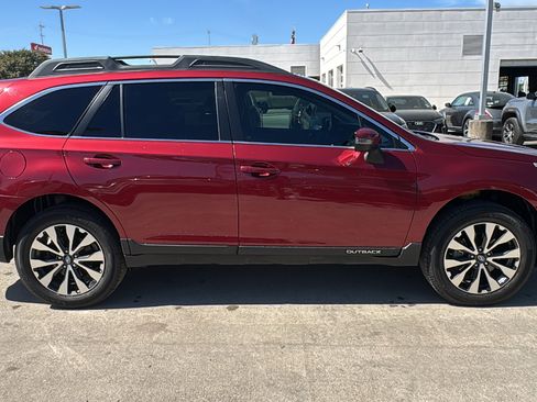 Used 2016 Subaru Outback 2.5i Limited image 8