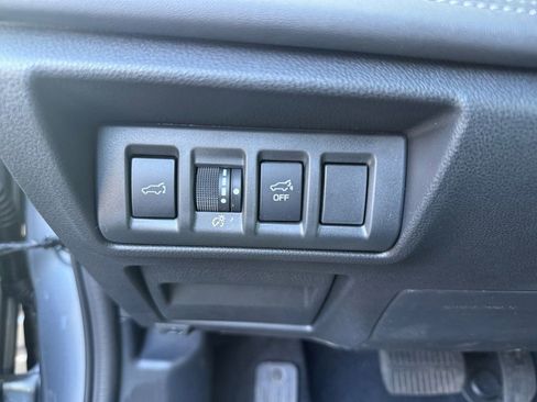 Used 2025 Subaru Outback Touring w/ Tech Package 3 image 25