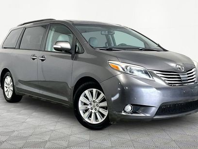 Used 2017 Toyota Sienna Limited Premium w/ Advanced Technology Package