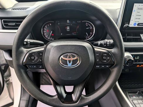 Used 2024 Toyota RAV4 XLE AWD/4WD image 14