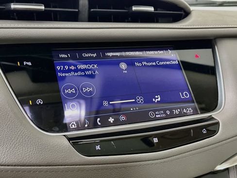 Used 2021 Cadillac XT5 Premium Luxury FWD image 17
