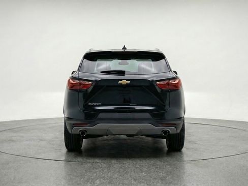 Used 2025 Chevrolet Blazer LT image 7