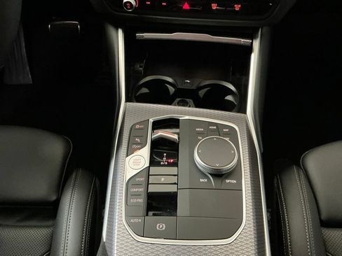 Certified 2025 BMW 330i Sedan w/ M Sport Package RWD image 13