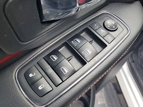 Used 2018 RAM 1500 Rebel w/ Luxury Group image 17