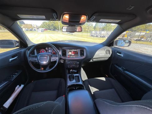 Used 2023 Dodge Charger SXT w/ Blacktop Package image 22