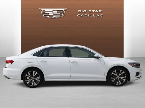 Used 2020 Volkswagen Passat 2.0T SEL image 6