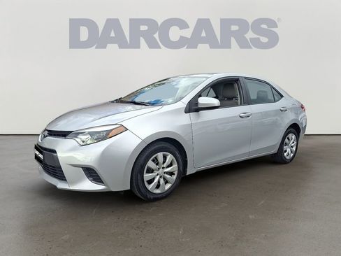 Used 2016 Toyota Corolla LE image 3