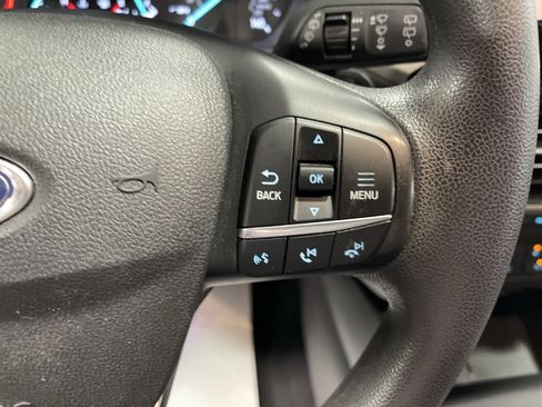 Used 2022 Ford Escape SE image 18