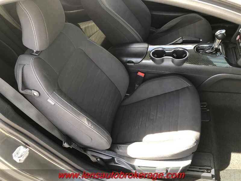 Used 2016 Ford Mustang GT RWD image 19