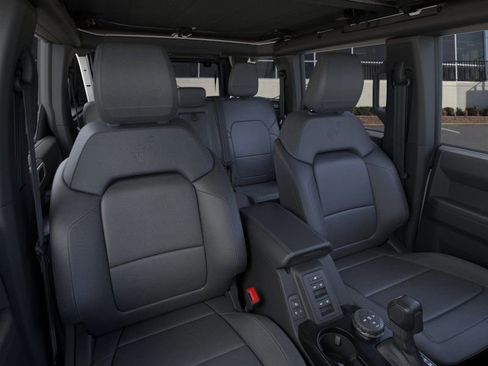 New 2026 Ford Bronco Outer Banks image 10