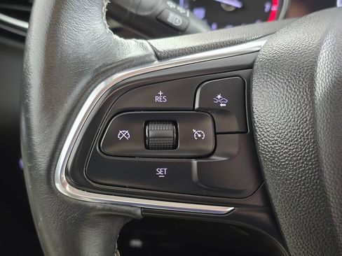 Used 2023 Buick Encore GX Preferred w/ Cold Weather Comfort Package FWD image 32