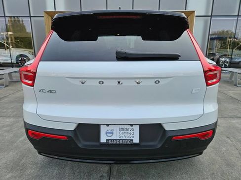 Certified 2023 Volvo XC40 Recharge Plus w/ Protection Package Premier AWD/4WD image 6