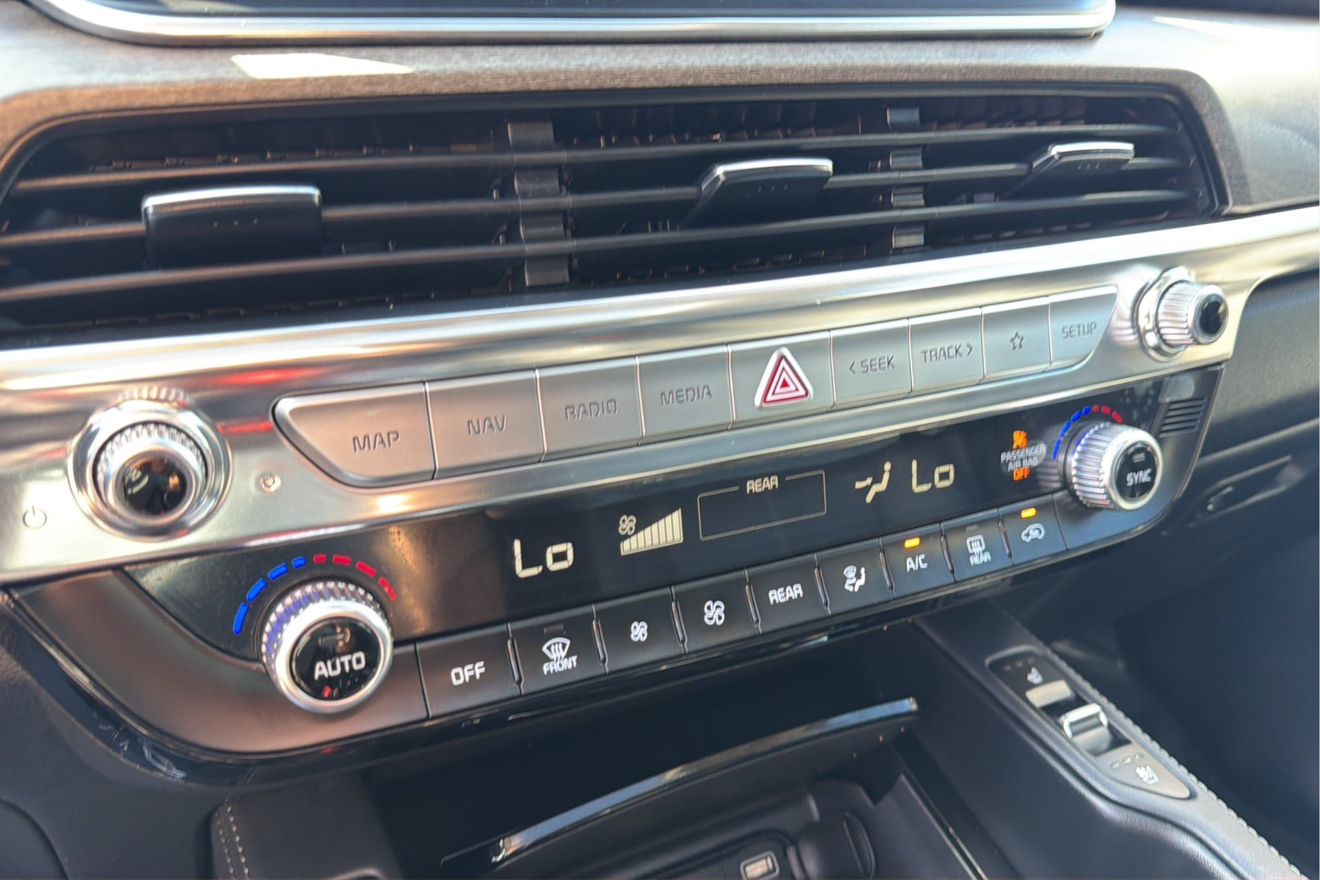 Used 2022 Kia Telluride EX w/ Towing Package FWD image 34