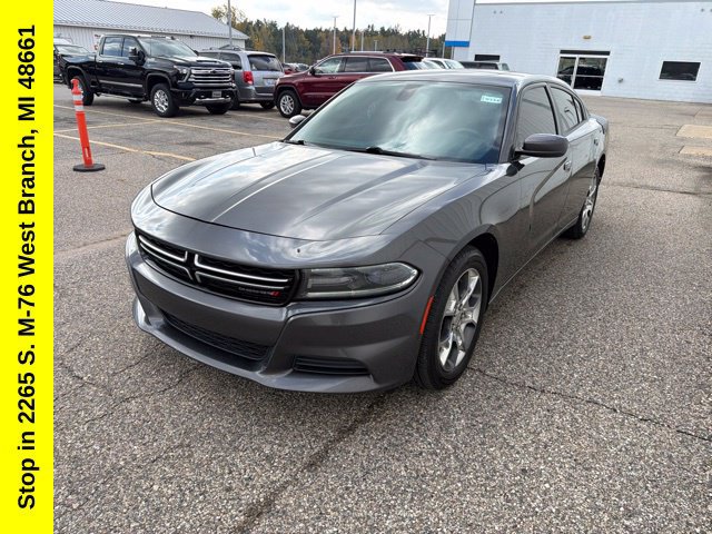 Used 2016 Dodge Charger SE w/ Power Sunroof Group AWD/4WD image 6