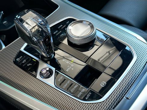 Certified 2023 BMW X5 sDrive40i w/ M Sport Package image 17