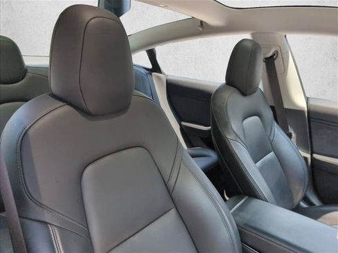 Used 2018 Tesla Model 3 Long Range RWD image 26