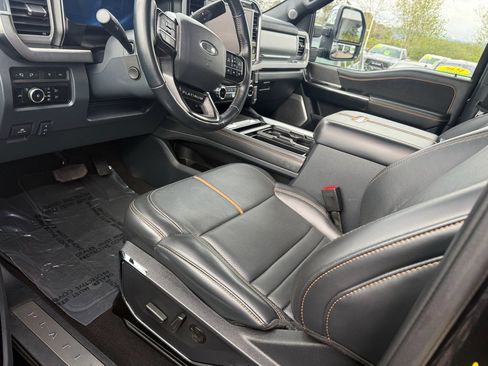 Used 2024 Ford F350 Platinum AWD/4WD image 10