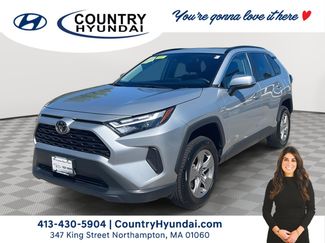 Used 2025 Toyota RAV4 XLE AWD/4WD video 1