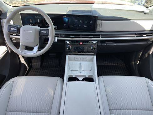 Used 2026 Hyundai Santa Fe SEL FWD image 14