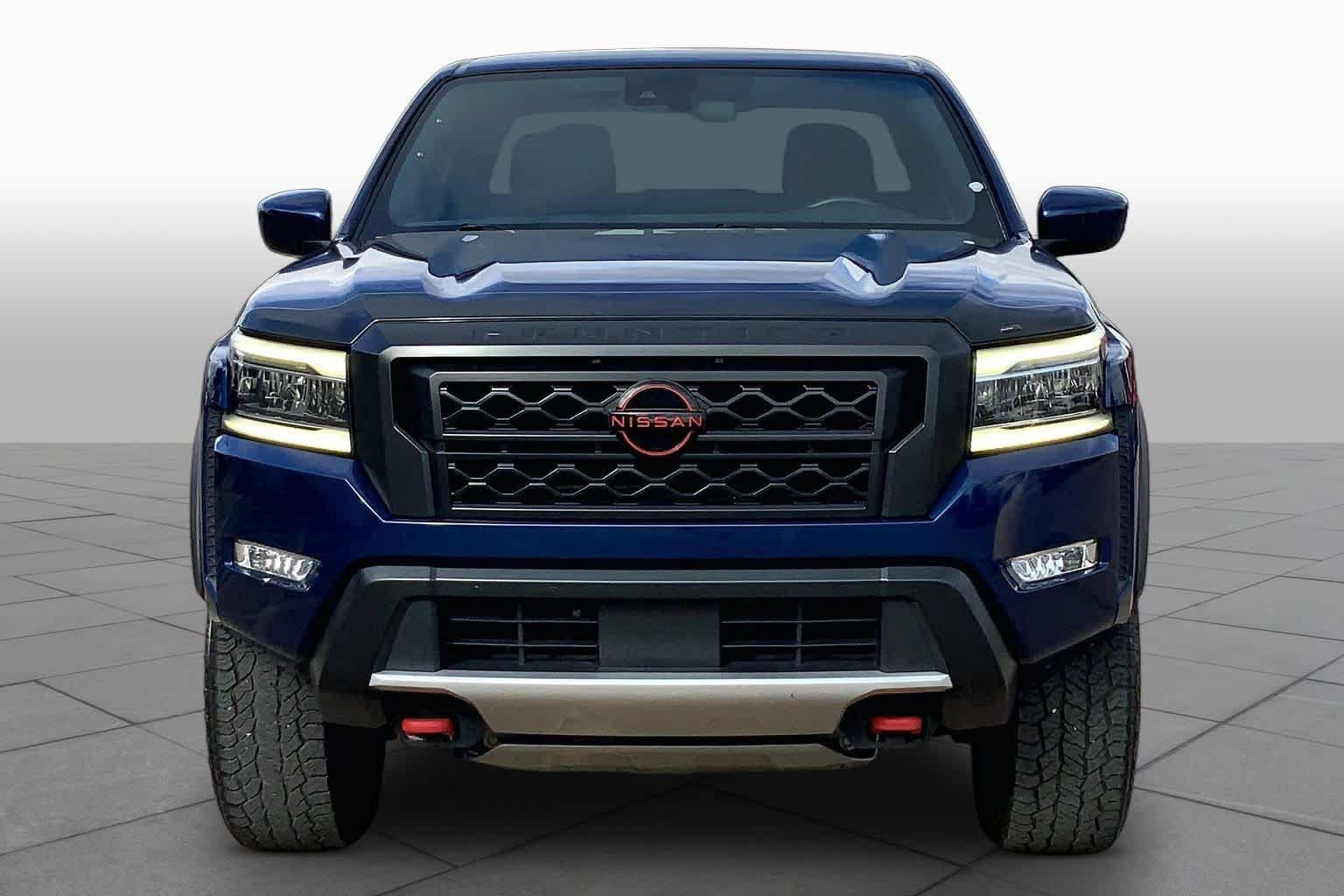 Used 2023 Nissan Frontier PRO-4X w/ Technology Package AWD/4WD image 3