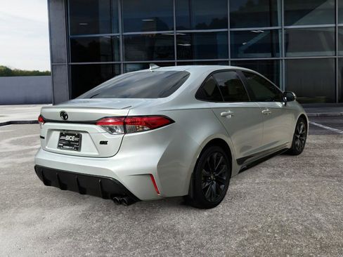 Used 2025 Toyota Corolla SE image 7