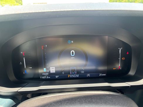 Used 2025 Ford Maverick Lobo AWD/4WD image 18