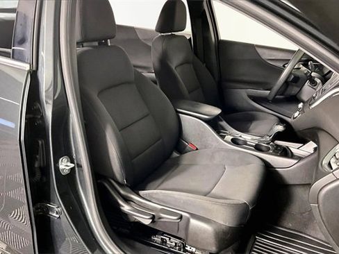 Used 2017 Chevrolet Malibu LS w/ LPO, Convenience Package 2 image 26