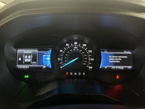 Used 2022 Ford Edge SE image 19