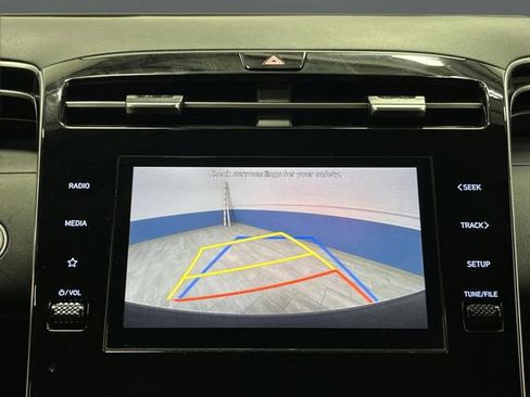 Used 2023 Hyundai Santa Cruz SEL image 9