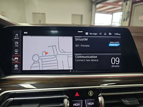 Used 2019 BMW X5 xDrive50i w/ Executive Package image 24