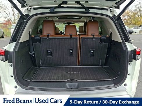 Used 2022 Nissan Pathfinder Platinum w/ Cargo Package image 30