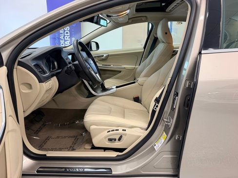 Used 2014 Volvo S60 T5 FWD image 14
