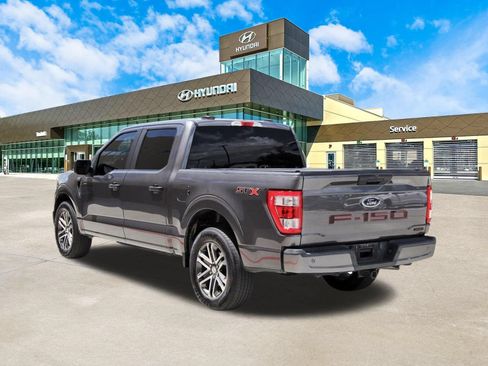 Used 2021 Ford F150 XL w/ STX Appearance Package RWD image 8