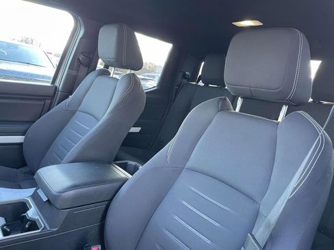 Used 2024 Toyota Tacoma TRD Off-Road image 15