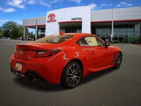 New 2026 Toyota GR86 RWD image 3