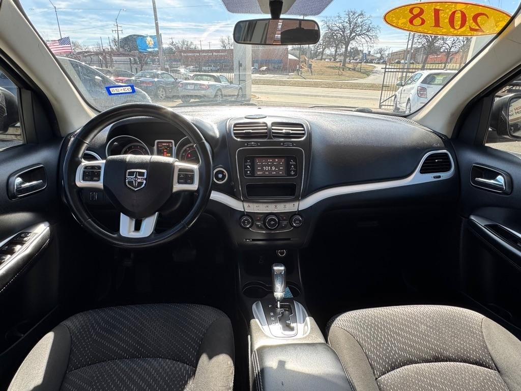 Used 2018 Dodge Journey SXT w/ Premium Group FWD image 13