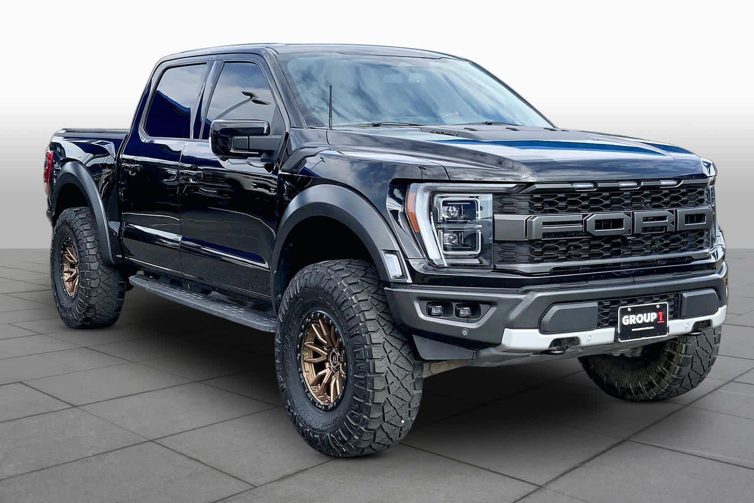 Used 2023 Ford F150 Raptor w/ Raptor Carbon Fiber Package AWD/4WD image 3