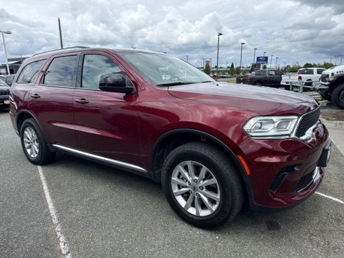 Used 2023 Dodge Durango SXT Launch Edition AWD/4WD image 2
