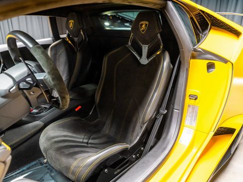 Used 2016 Lamborghini Huracan LP 580-2 image 48