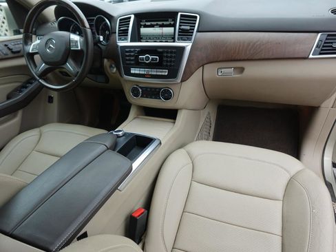 Used 2013 Mercedes-Benz ML 350 4MATIC image 7